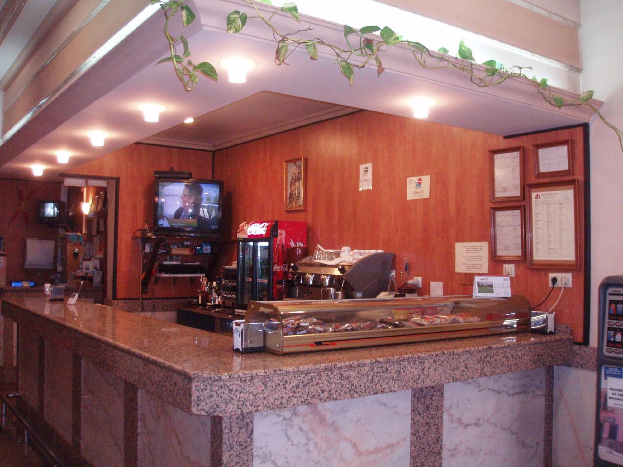 Apartahotel Los Hermanos Ocana  Bagian luar foto