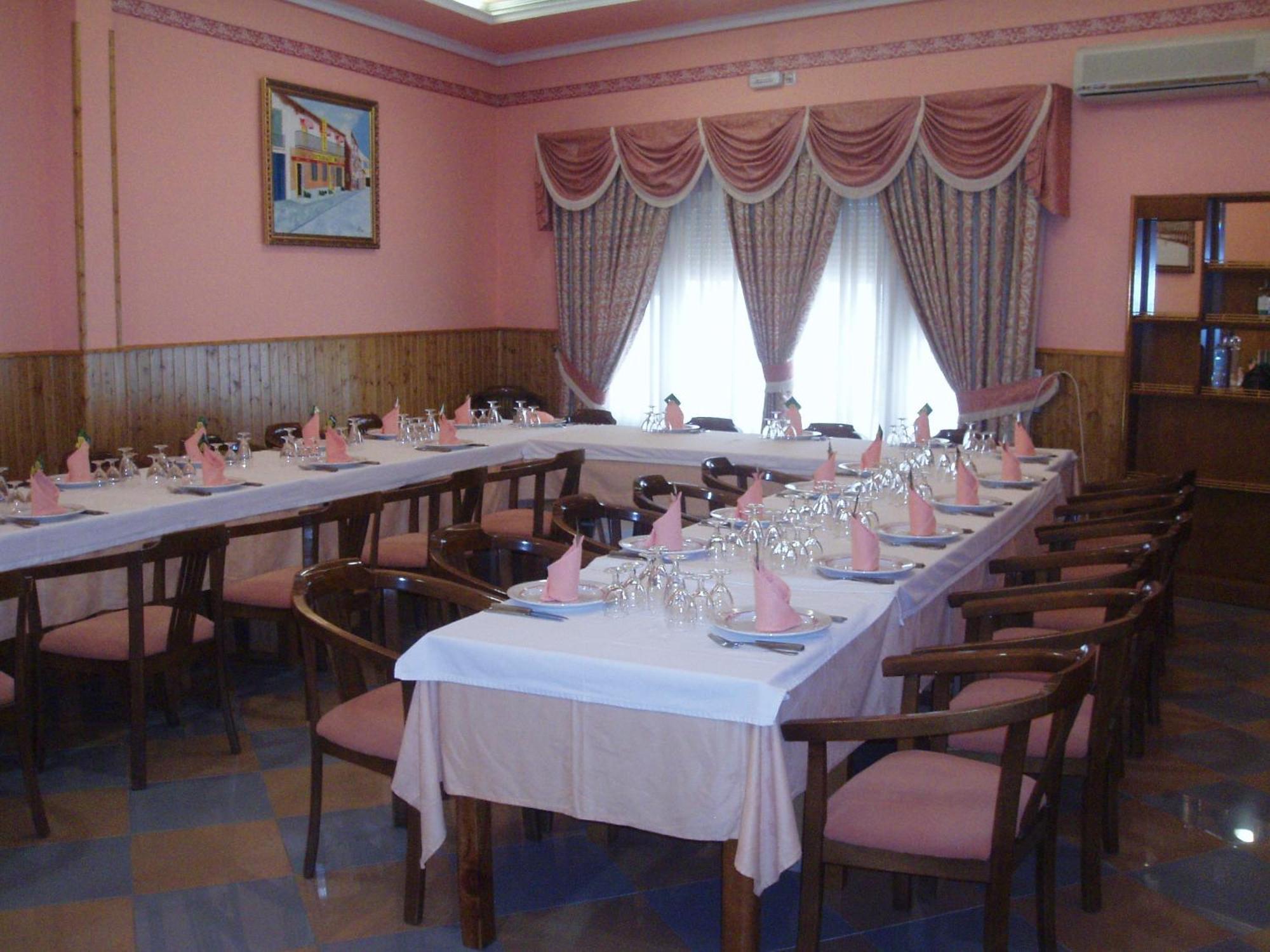 Apartahotel Los Hermanos Ocana  Bagian luar foto